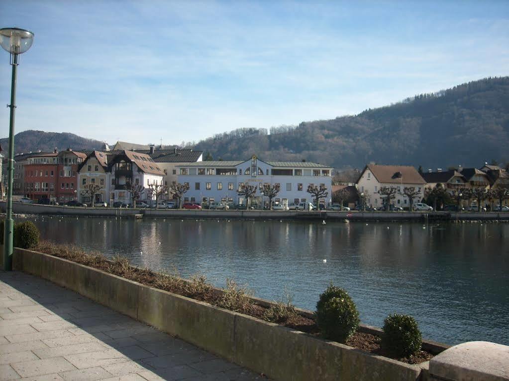 Garconniere Im Ehemaligen Hotel Austria Gmunden Exterior foto
